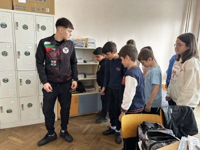 Походът на книгите - СУ Васил Левски - Долни чифлик